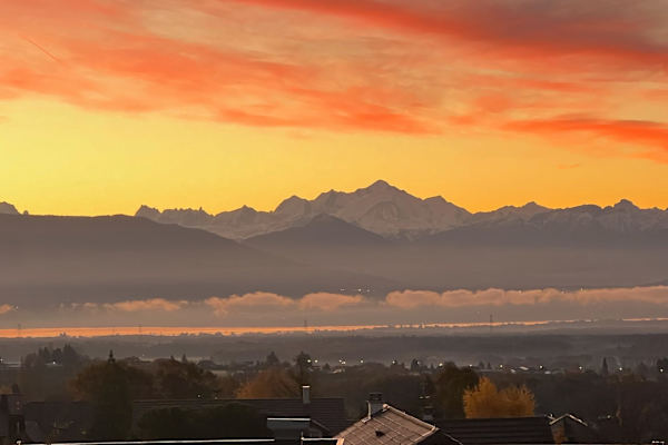 House sit in Gex, France