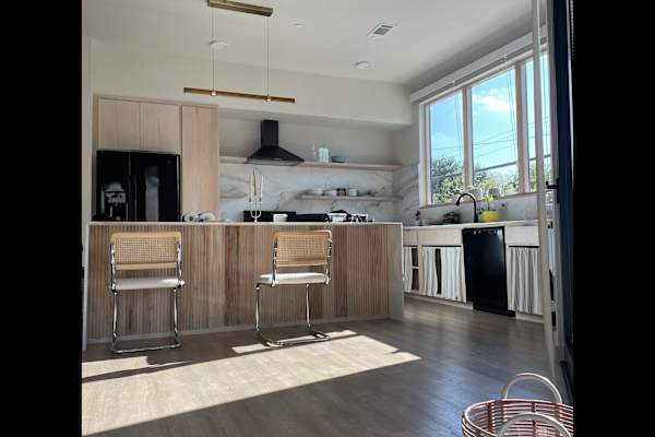 House sit in Dallas, TX, US