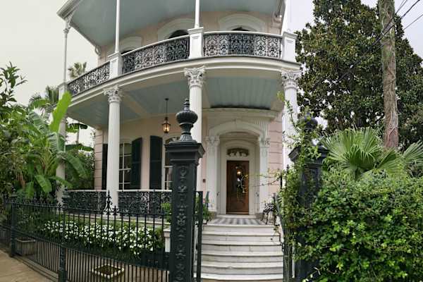 House sit in New Orleans, LA, US