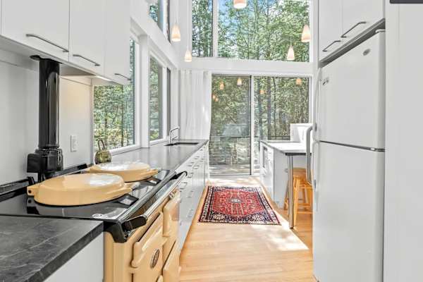 House sit in Bath, ME, US