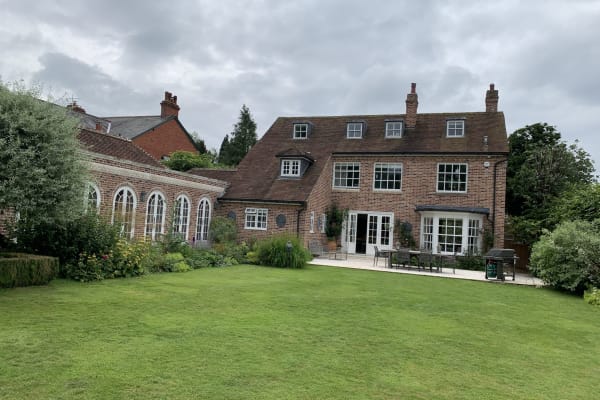 House sit in Meonstoke, United Kingdom