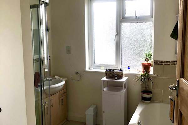 House sit in Bristol, United Kingdom