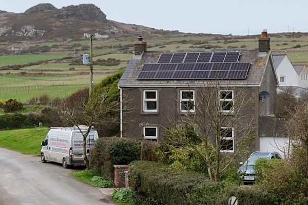 House sit in Fishguard, United Kingdom