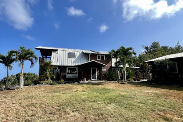 House sit in Captain Cook, HI, US