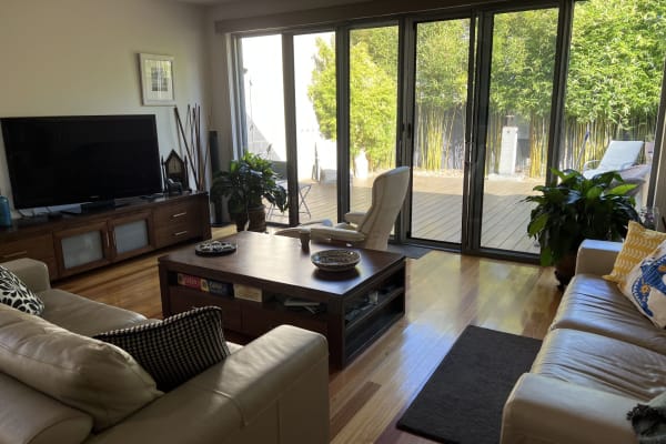 House sit in Melbourne, VIC, Australia