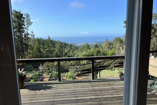 House sit in Point Arena, CA, US
