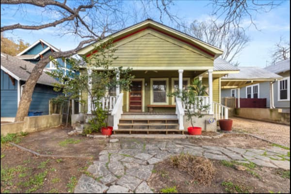 House sit in Austin, TX, US
