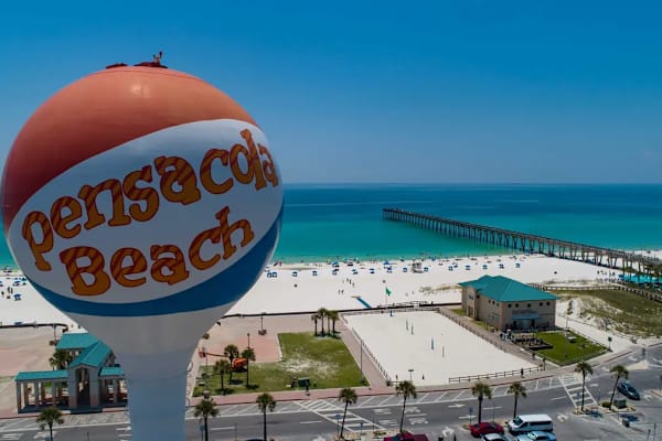 House sit in Pensacola, FL, US