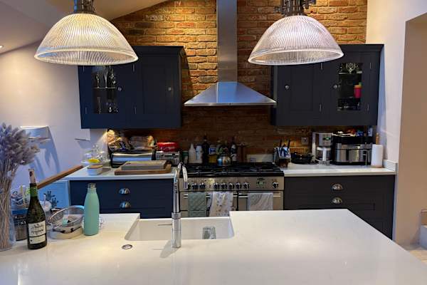 House sit in Winchester, United Kingdom