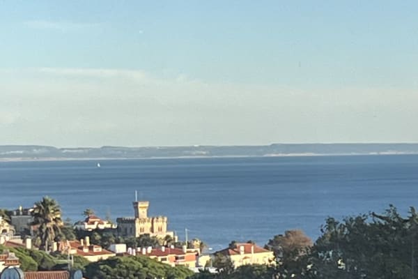 House sit in Lisbon, Portugal