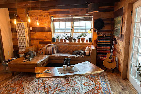 House sit in Taos, NM, US