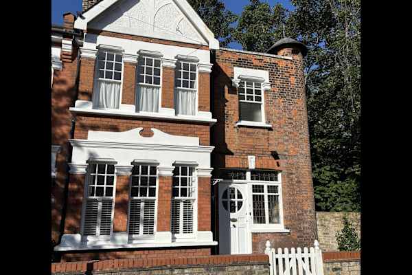 House sit in Kew Gardens, United Kingdom