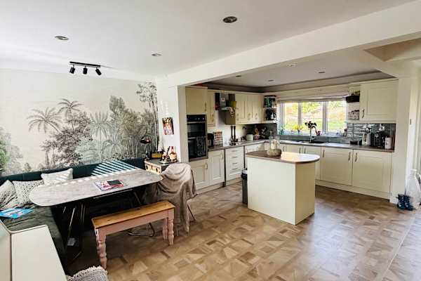 House sit in Frodsham, United Kingdom