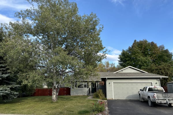 House sit in Columbia Falls, MT, US