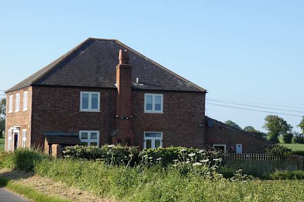 House sit in Halvergate, United Kingdom