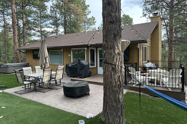House sit in Evergreen, CO, US