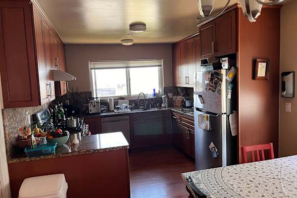 House sit in El Cerrito, CA, US