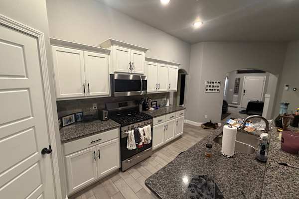 House sit in Centerton, AR, US