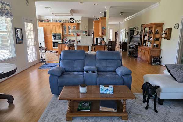 House sit in Columbus, TX, US