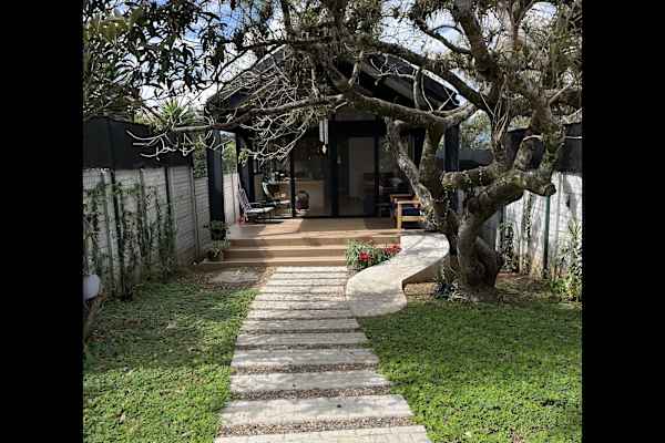 House sit in San Juan del Obispo, Guatemala