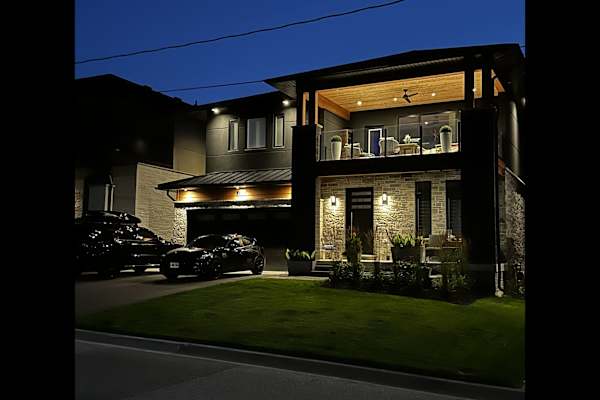 House sit in Barrie, ON, Canada