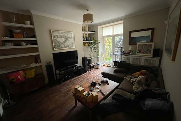 House sit in Hackney, United Kingdom