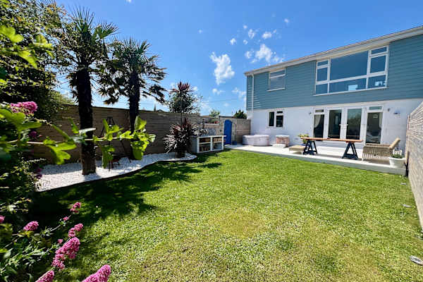 House sit in Crantock, United Kingdom