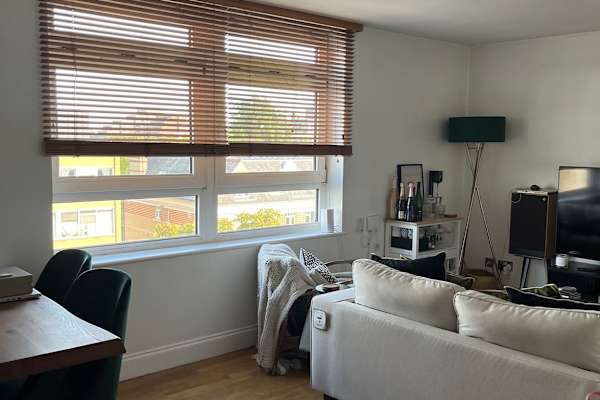 House sit in London, United Kingdom
