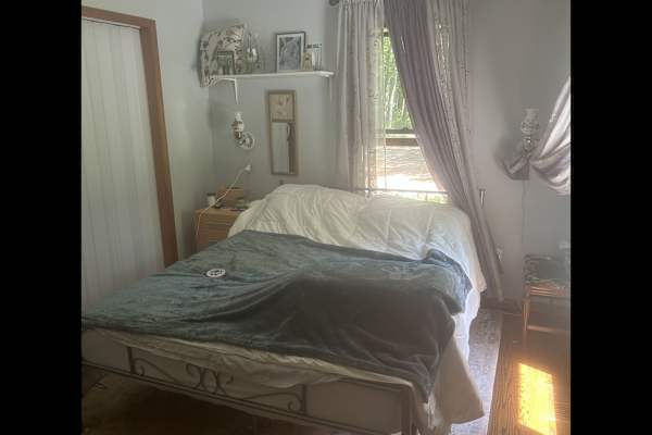 House sit in South Haven, MI, US