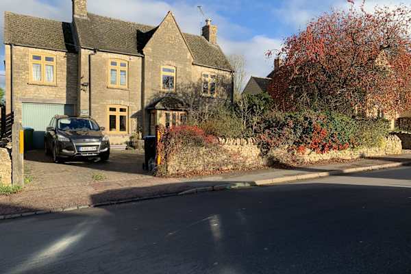 House sit in Witney, United Kingdom