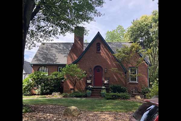 House sit in Charlotte, NC, US