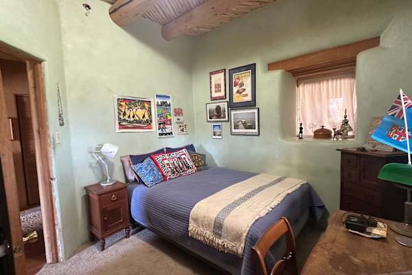 House sit in Taos, NM, US