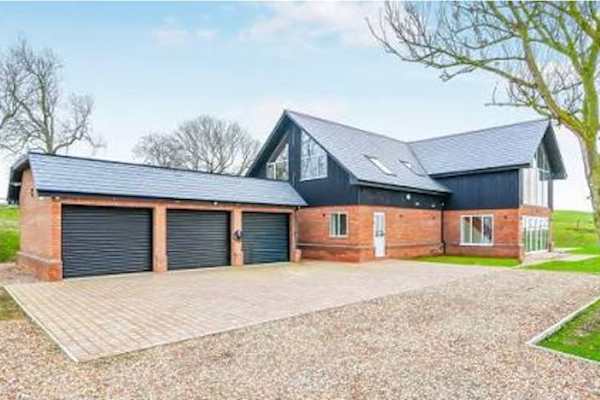 House sit in Marsh Gibbon, United Kingdom