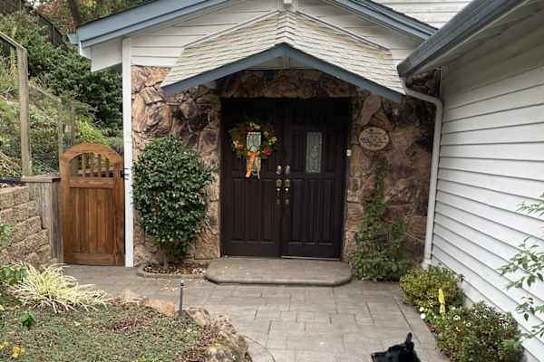 House sit in Walnut Creek, CA, US