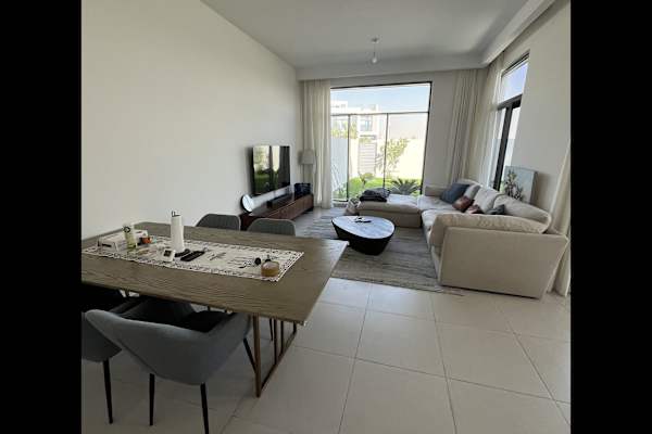 House sit in Abu Dhabi, United Arab Emirates