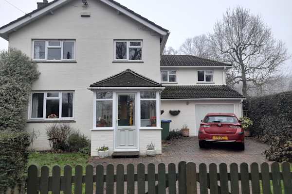 House sit in Edenbridge, United Kingdom