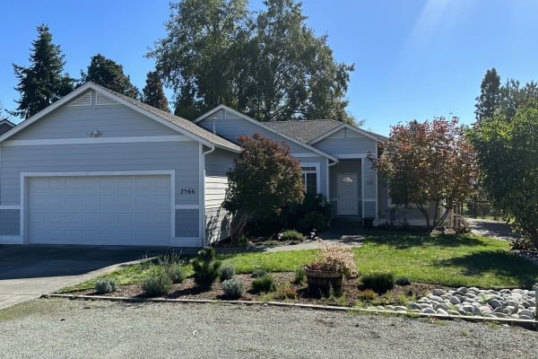 House sit in Langley, WA, US