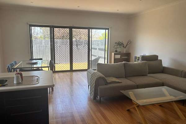 House sit in Fawkner, VIC, Australia