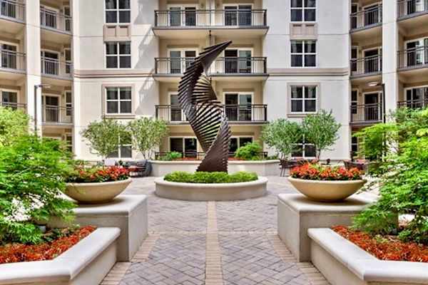 House sit in Charlotte, NC, US