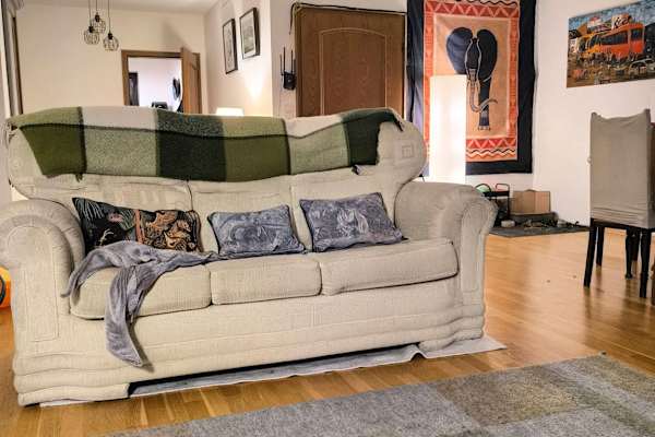 House sit in Schwalbach am Taunus, Germany