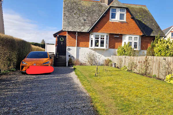 House sit in Kilmacolm, United Kingdom