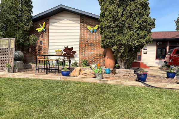 House sit in Red Deer, AB, Canada