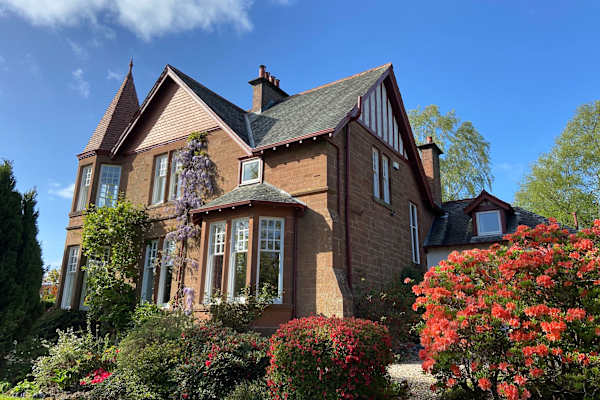 House sit in Helensburgh, United Kingdom