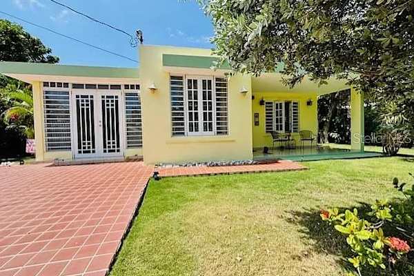 House sit in Las Croabas, Puerto Rico