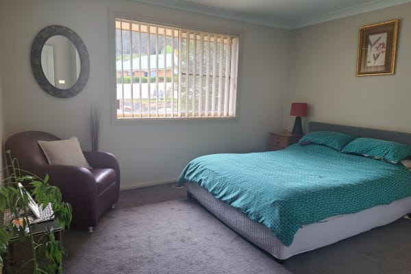 House sit in Lithgow, NSW, Australia