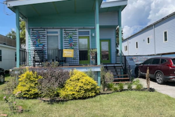 House sit in New Orleans, LA, US