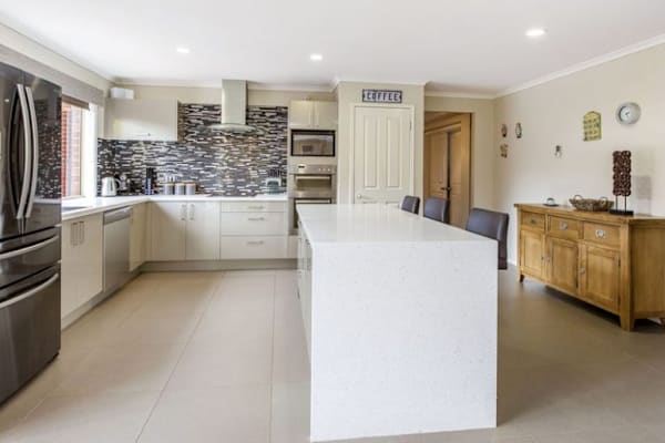 House sit in Old Tyabb, VIC, Australia