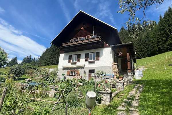 House sit in Gosau, Austria