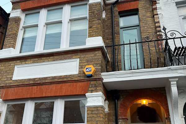 House sit in London, United Kingdom