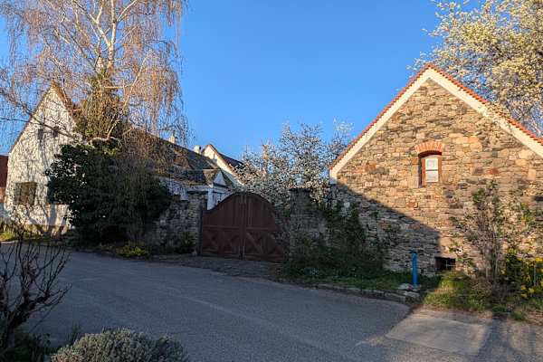 House sit in Szentbékkálla, Hungary